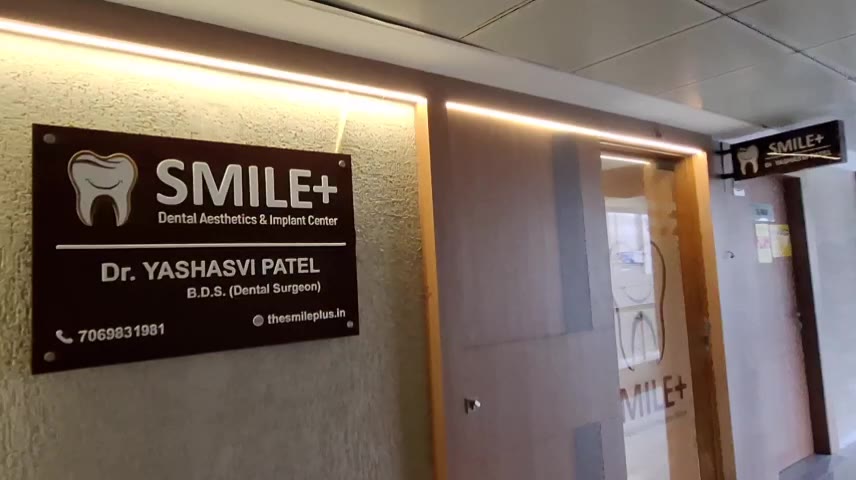 Smile+ Dental Aesthetics & Implant Center clinic interior